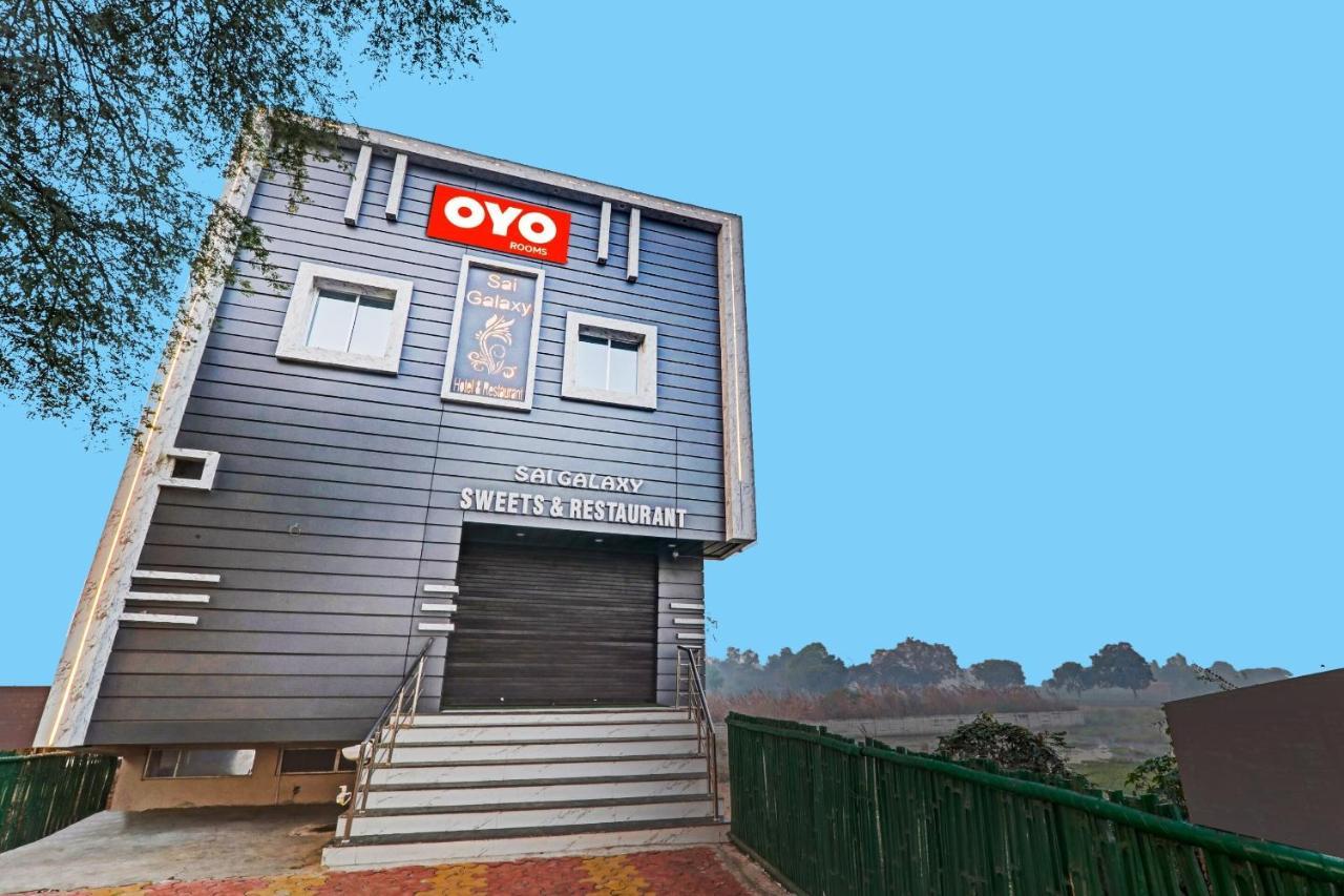 Hotel O Sai Galaxy Hotel & Restaurant Kanpur Exteriör bild