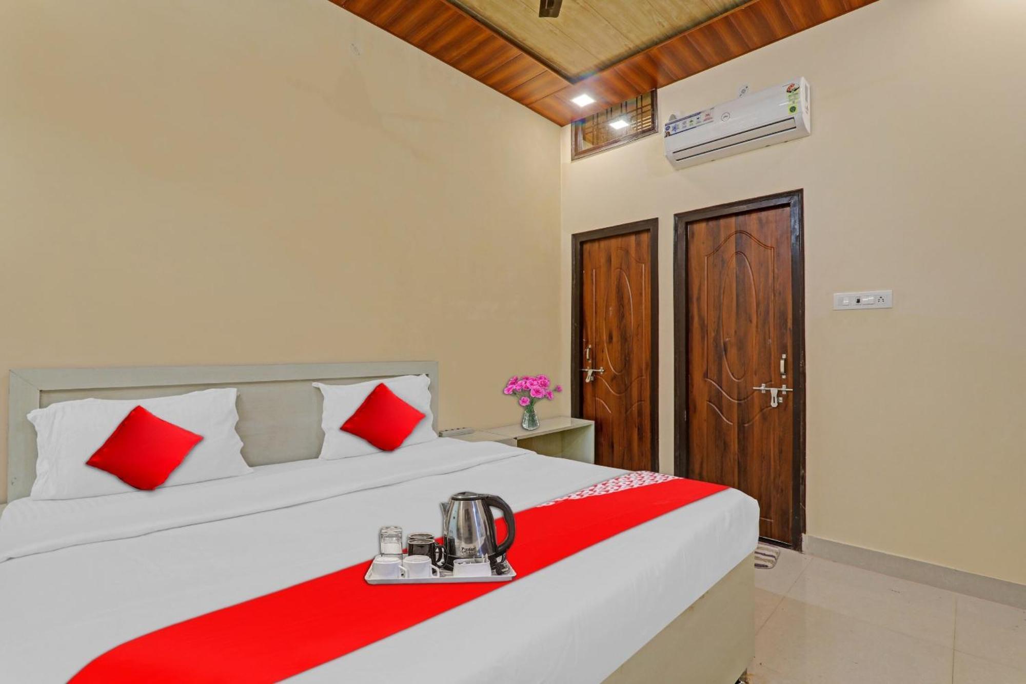 Hotel O Sai Galaxy Hotel & Restaurant Kanpur Exteriör bild