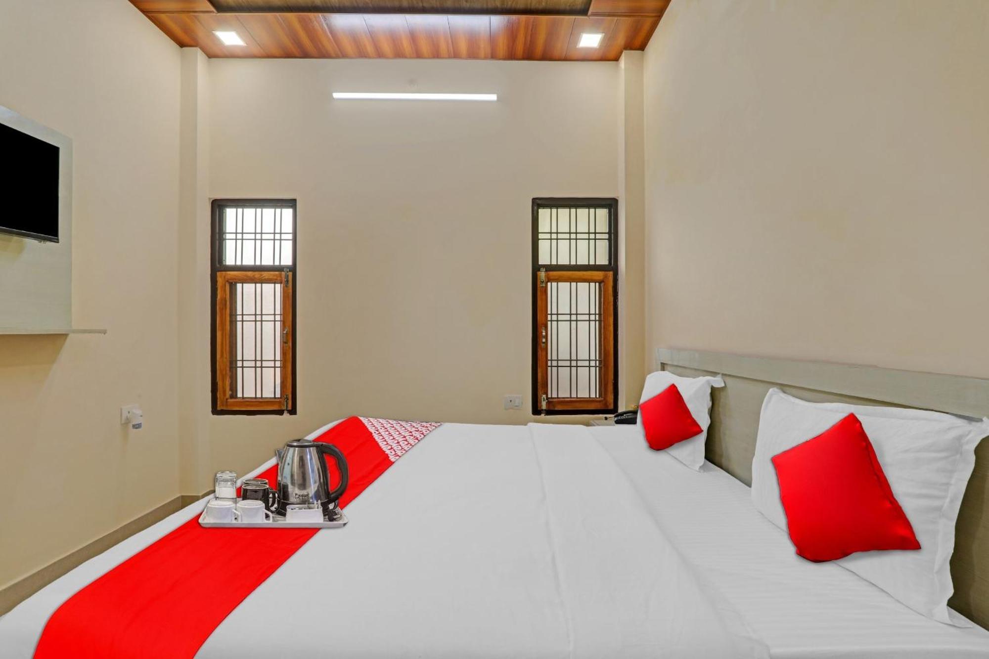 Hotel O Sai Galaxy Hotel & Restaurant Kanpur Exteriör bild