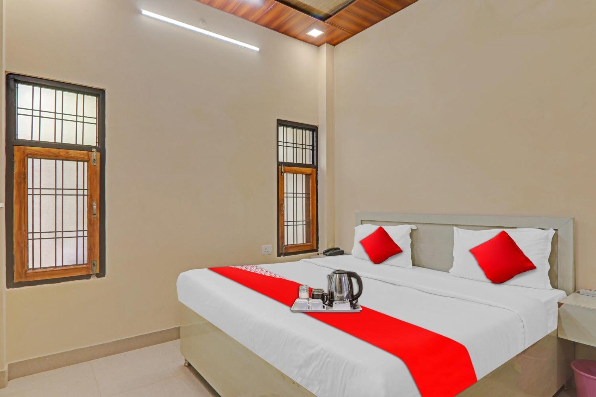 Hotel O Sai Galaxy Hotel & Restaurant Kanpur Exteriör bild