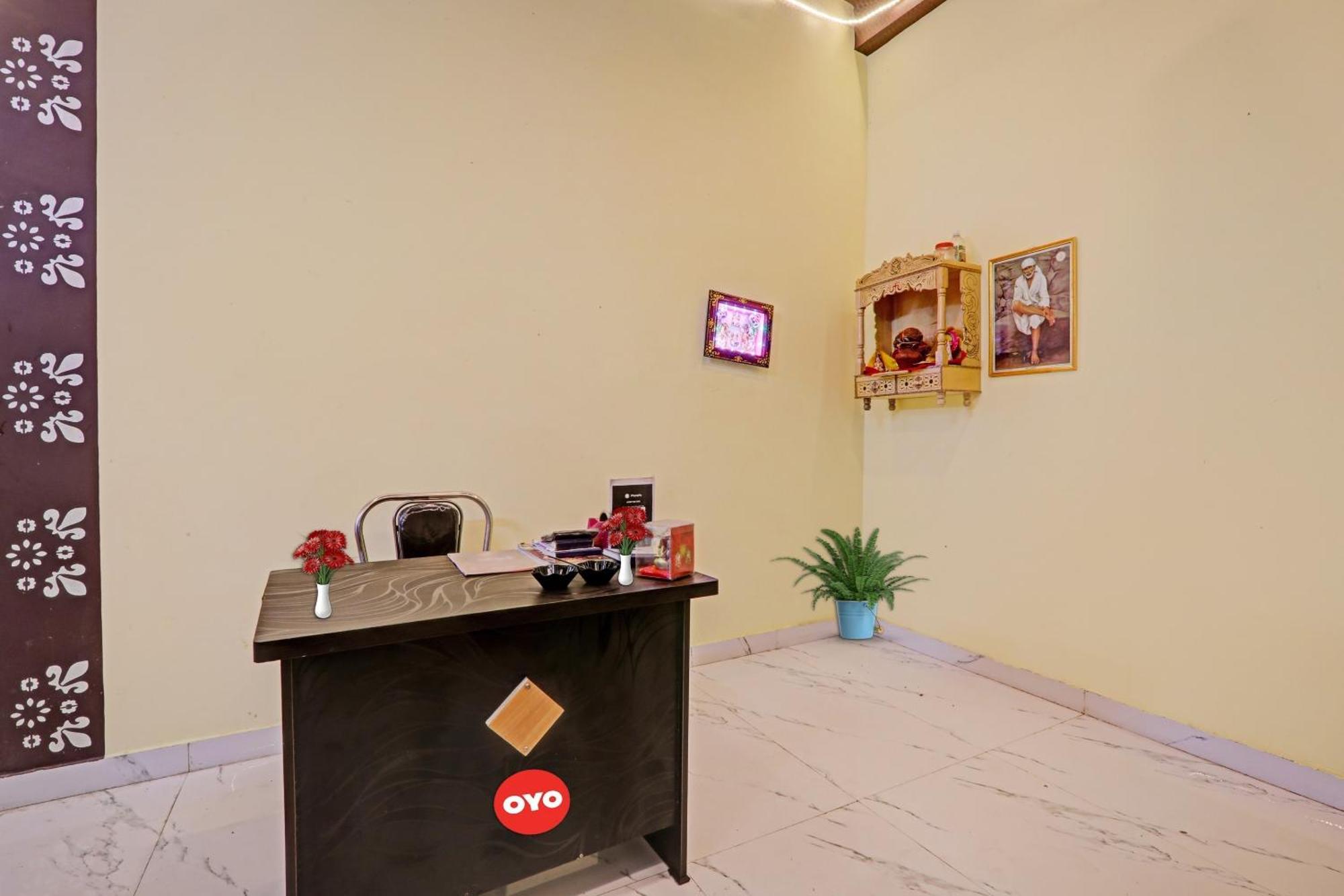 Hotel O Sai Galaxy Hotel & Restaurant Kanpur Exteriör bild